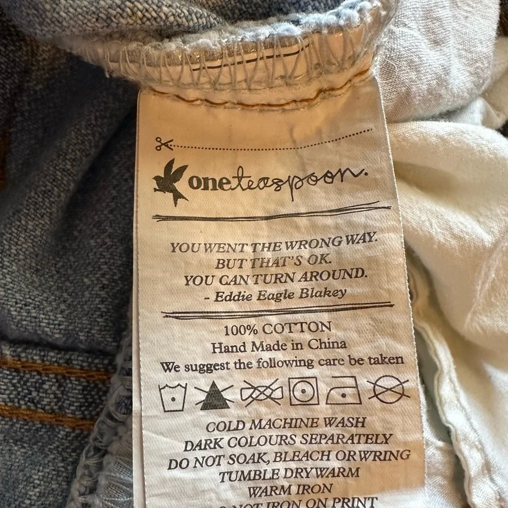 ONE TEASPOON Bandits Denim Distressed Shorts Button Fly Size 29 - Picture 6 of 8